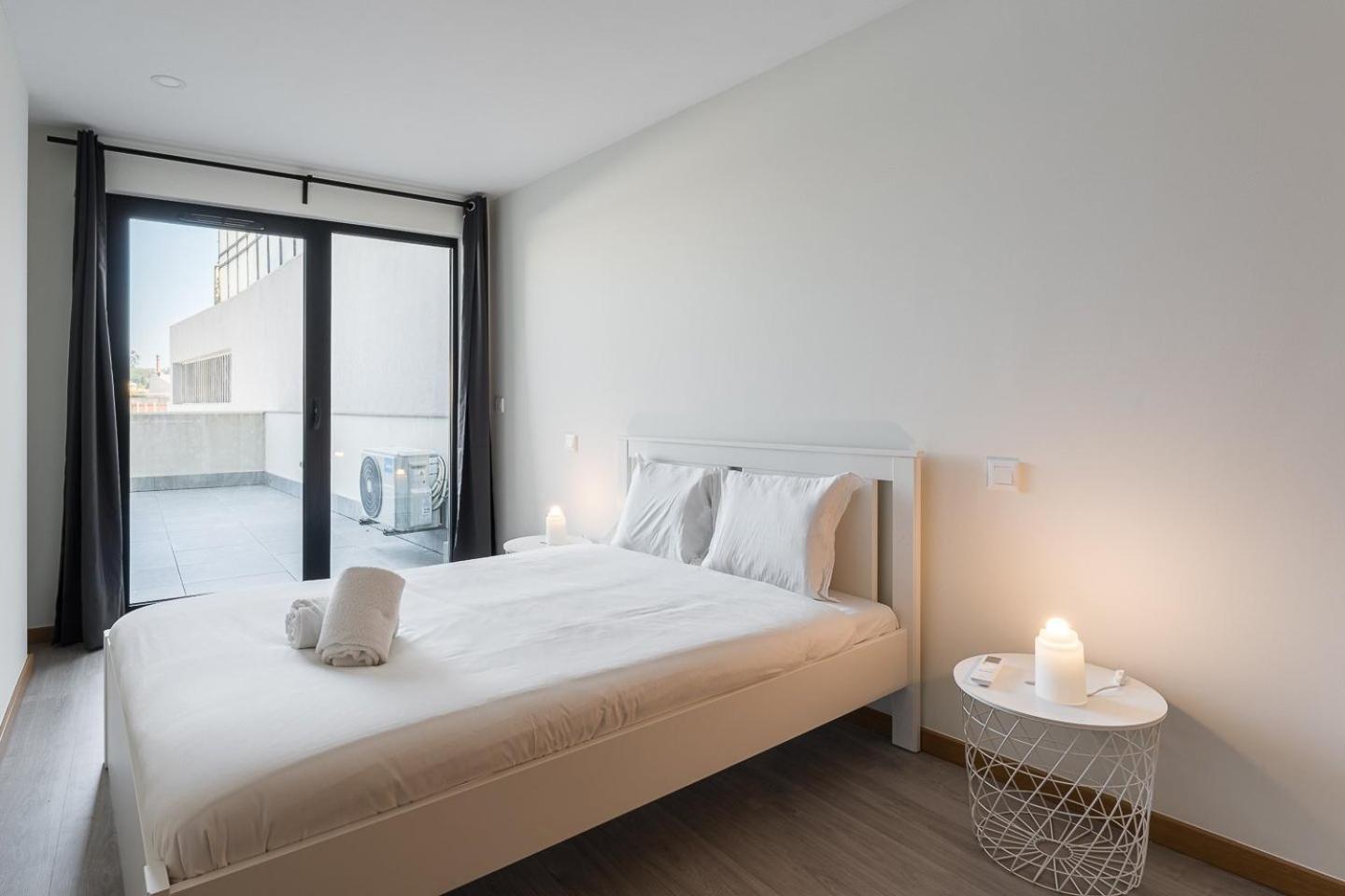 Apartamento Guestready - Sleek Monochromatic In Bonfim OOporto Exterior foto